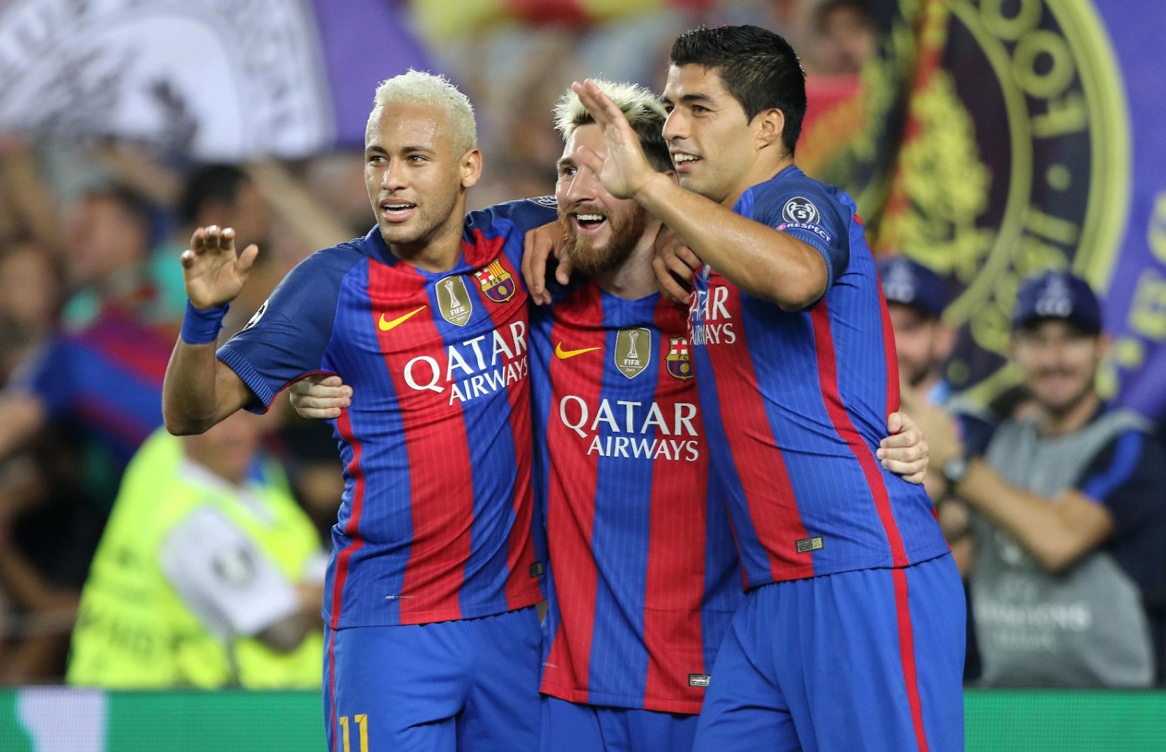 里昂战平多特蒙德，梅西乌龙送礼世界杯的简单介绍